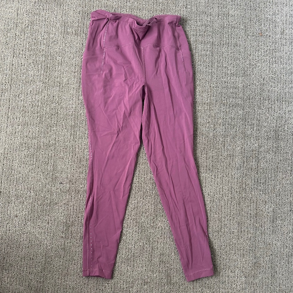 Women’s size 12 Lululemon fast and free leggings